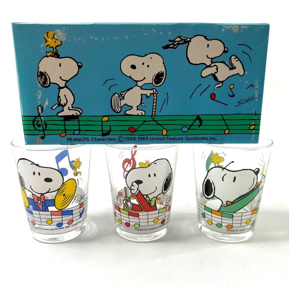 Snoopy Woodstock 4 oz Juice Glasses Set of 3 Sasaki Glass with Original Box
